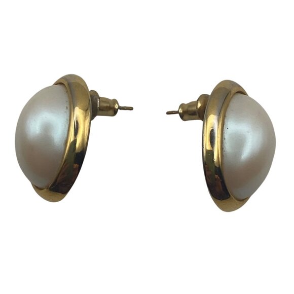 Vintage Richelieu Gold Tone Faux Pearl Oval Pierced Earrings .75 Inch Domed - Picture 5 of 10